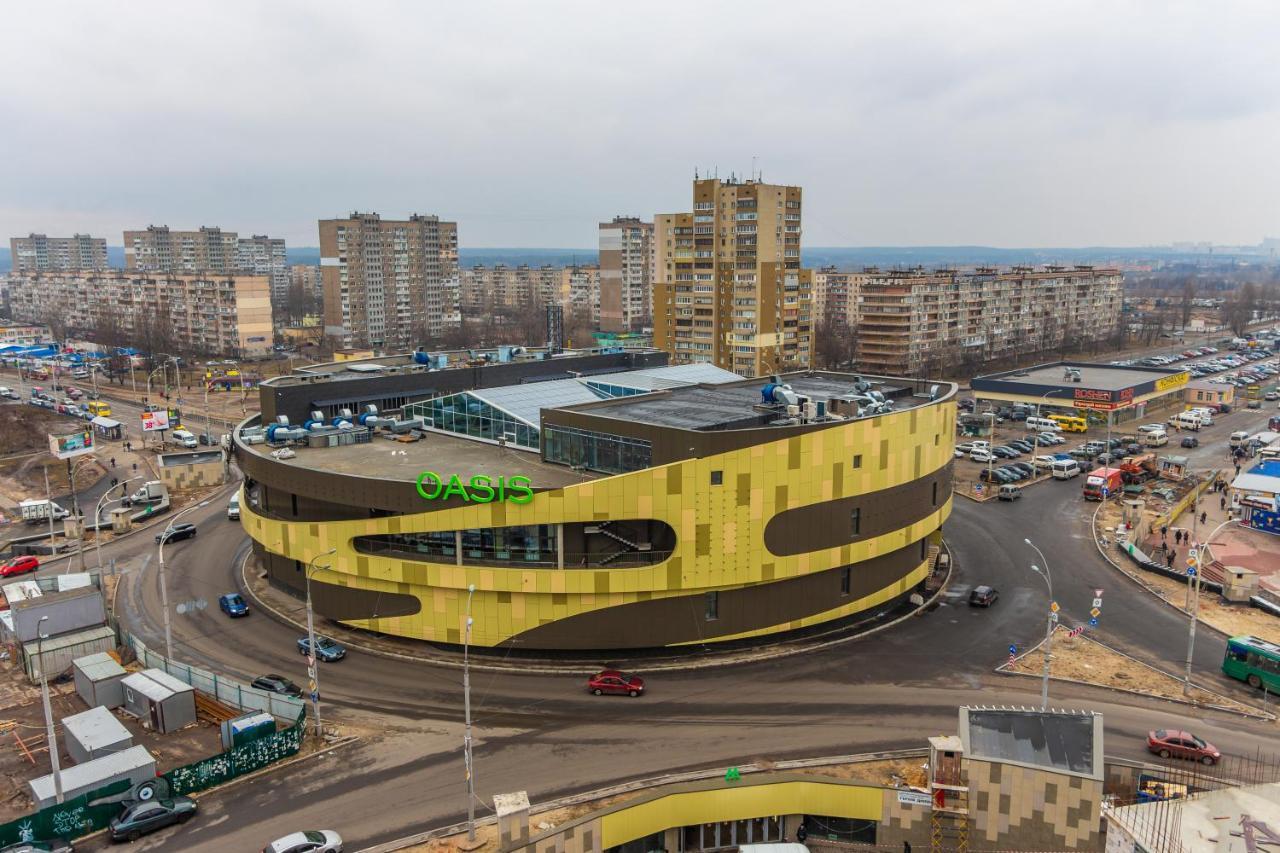 Kvartirkoff Na Obolonskom 40 Kiev Esterno foto